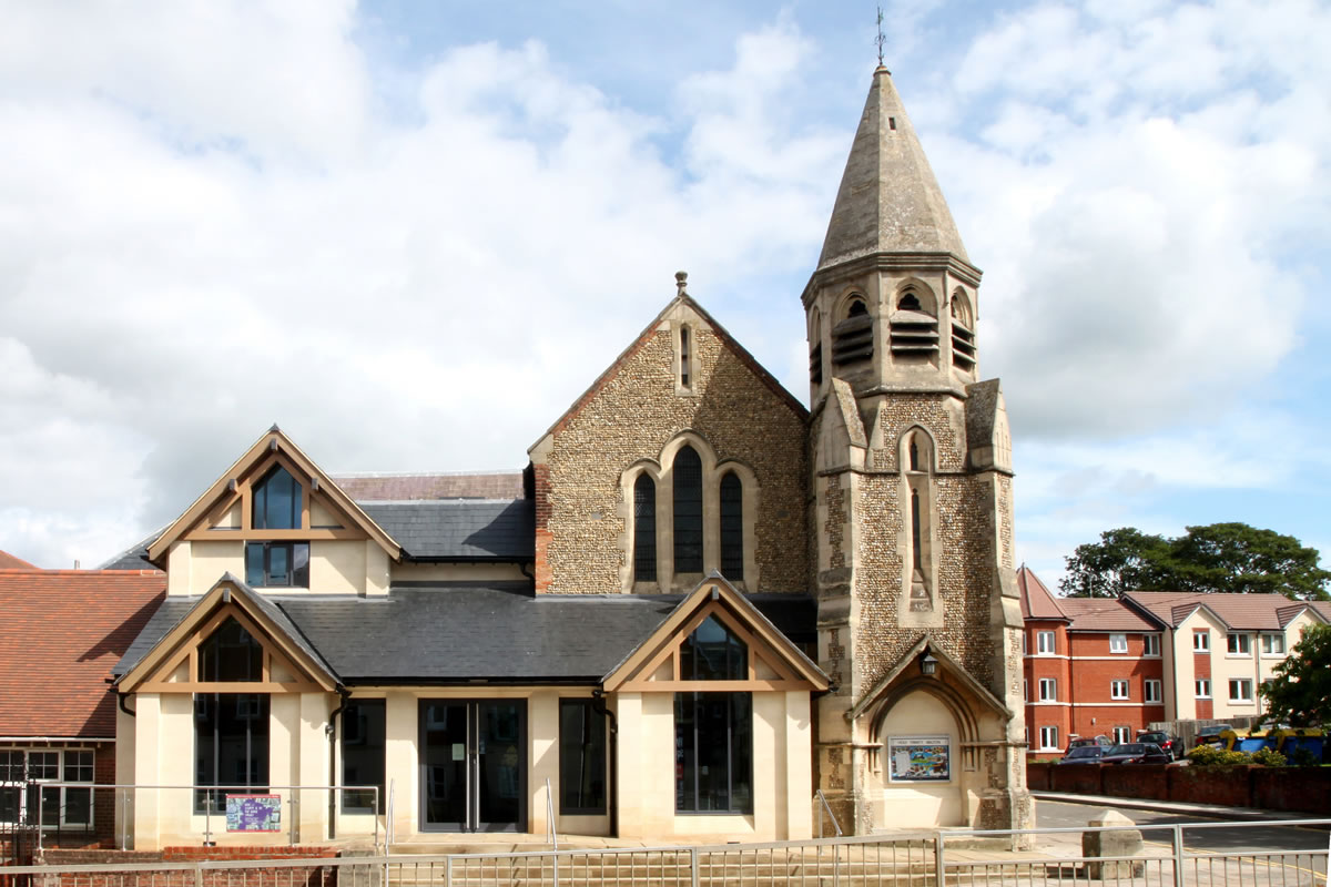 Edgar Taylor | Holy Trinity Church, Walton, Aylesbury, Buckinghamshire
